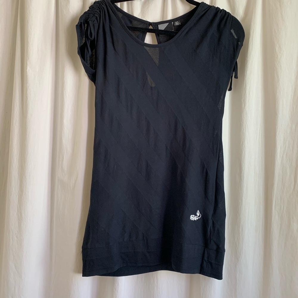 Volcom top/dress